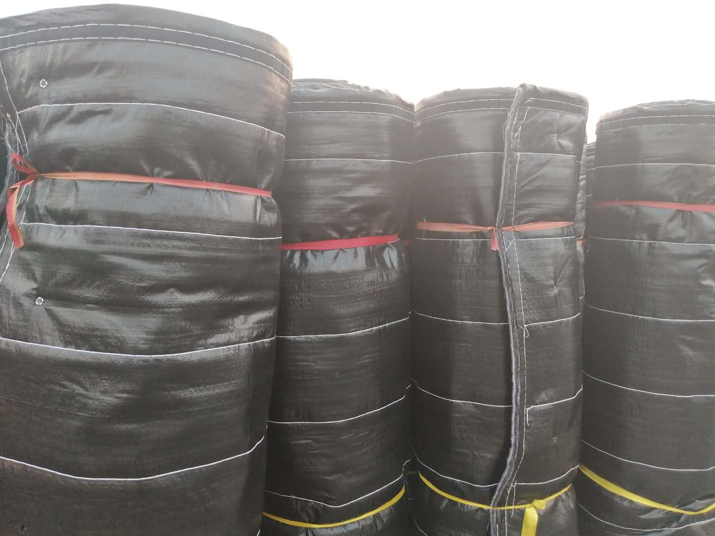 新疆太空棉防雨保温被生产厂家_高质量的保温被市场价格