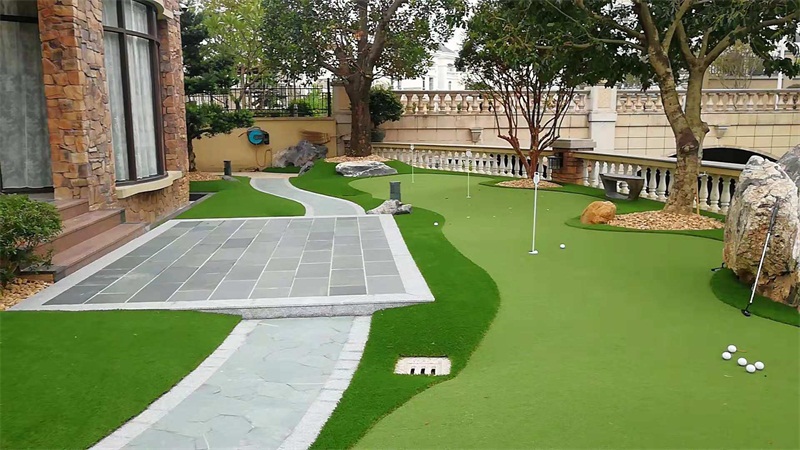 植物合理布局搭配-小庭院绿化设计公司推荐